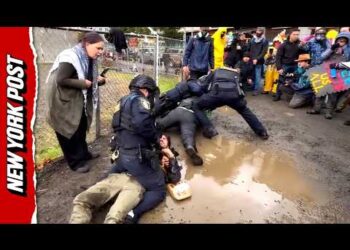 Muddy BRAWL Outside Portland ICE Facility as Police Wrestle Protesters