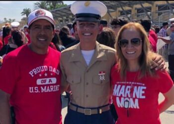 Parents of U.S. Marine are detained by immigration officials | NBC 7 San Diego