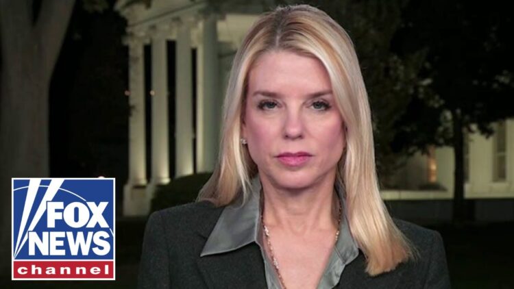 Pam Bondi puts multiple Dem leaders ON NOTICE