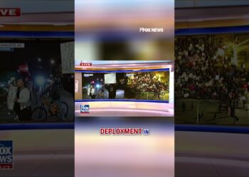 SEE IT: Federal agents dodge cars amid surge in vehicle-ramming attacks #shorts #us #migrants #ICE