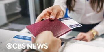 U.S. plans to require foreign tourists from dozens of countries to disclose social media history